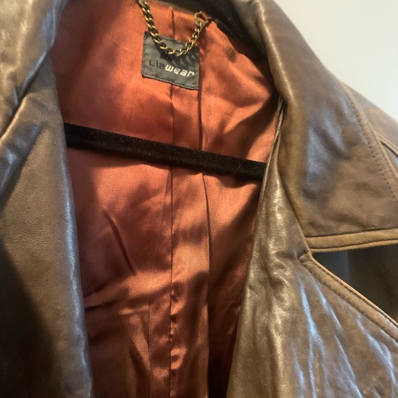 Lizwear women’s leather jacket - Picture 2 of 13